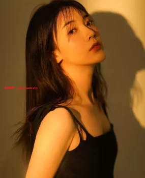 盐城学生妹 身材高挑，丰满，曲线优美，小紧b