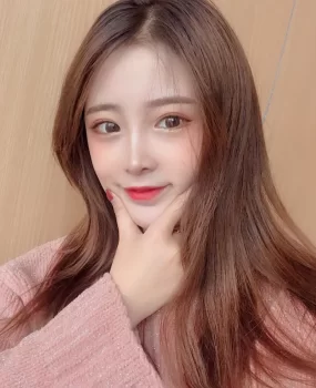 身材火辣劲爆妹子