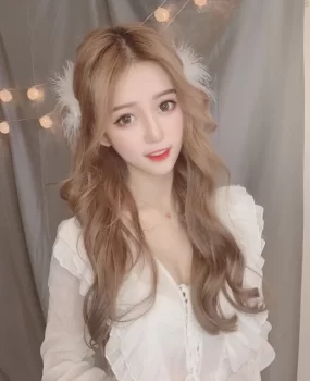 体验海淀极品嫩妹，粉嫩水多