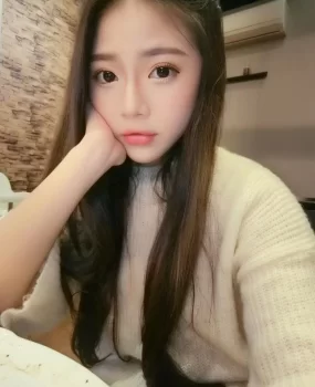 18岁萝莉少女.叫声骚身材丰满.1000可不限次数.朝阳最低价.服务最高端