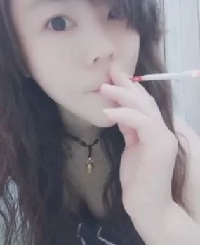 杏石口路附近技术小姐姐